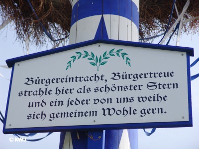Bild: Maibaum Vilgertshofen - Pflugdorf